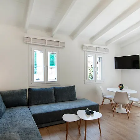 Solo Bianco Apartment *